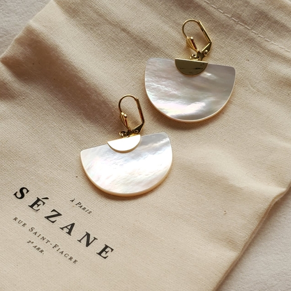 Sezane Jewelry - SEZANE Mother-of-Pearl Luna Earrings
